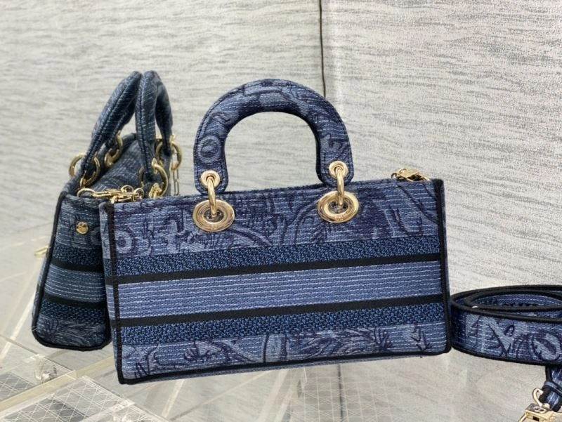 Christian Dior Shopping Bags ModernLook 75498