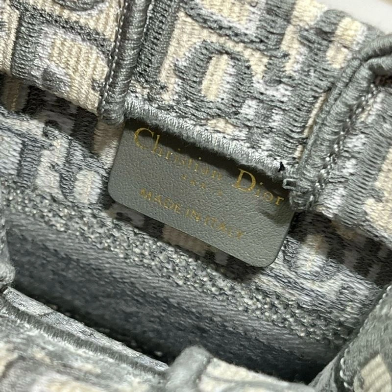 Christian Dior Shopping Bags Resilient 75468
