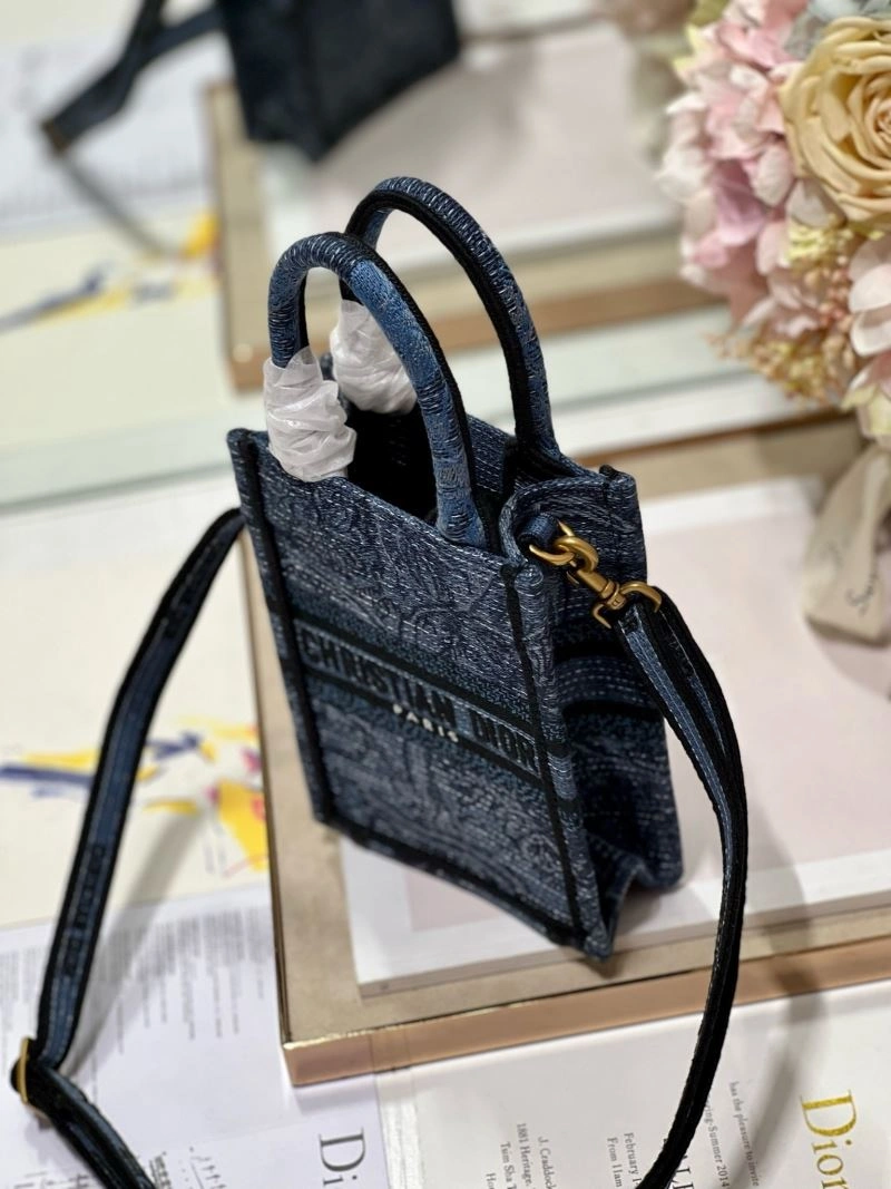 Christian Dior Shopping Bags Lightweight 75488