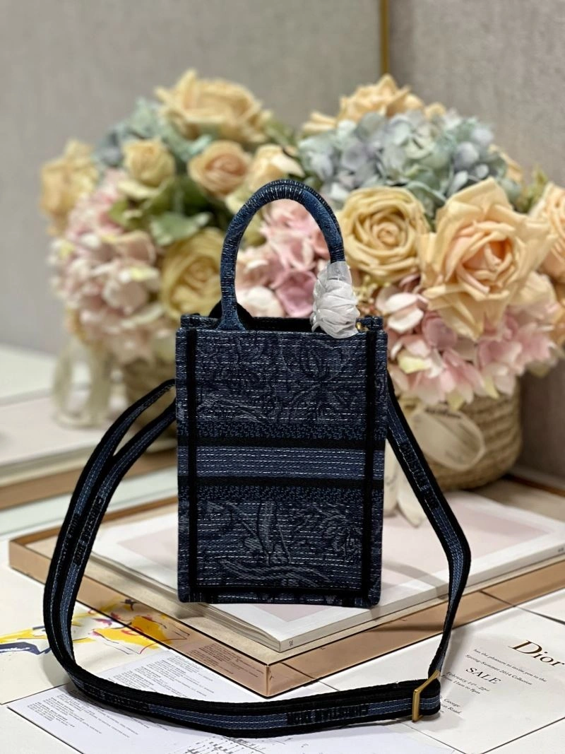 Christian Dior Shopping Bags Lightweight 75488