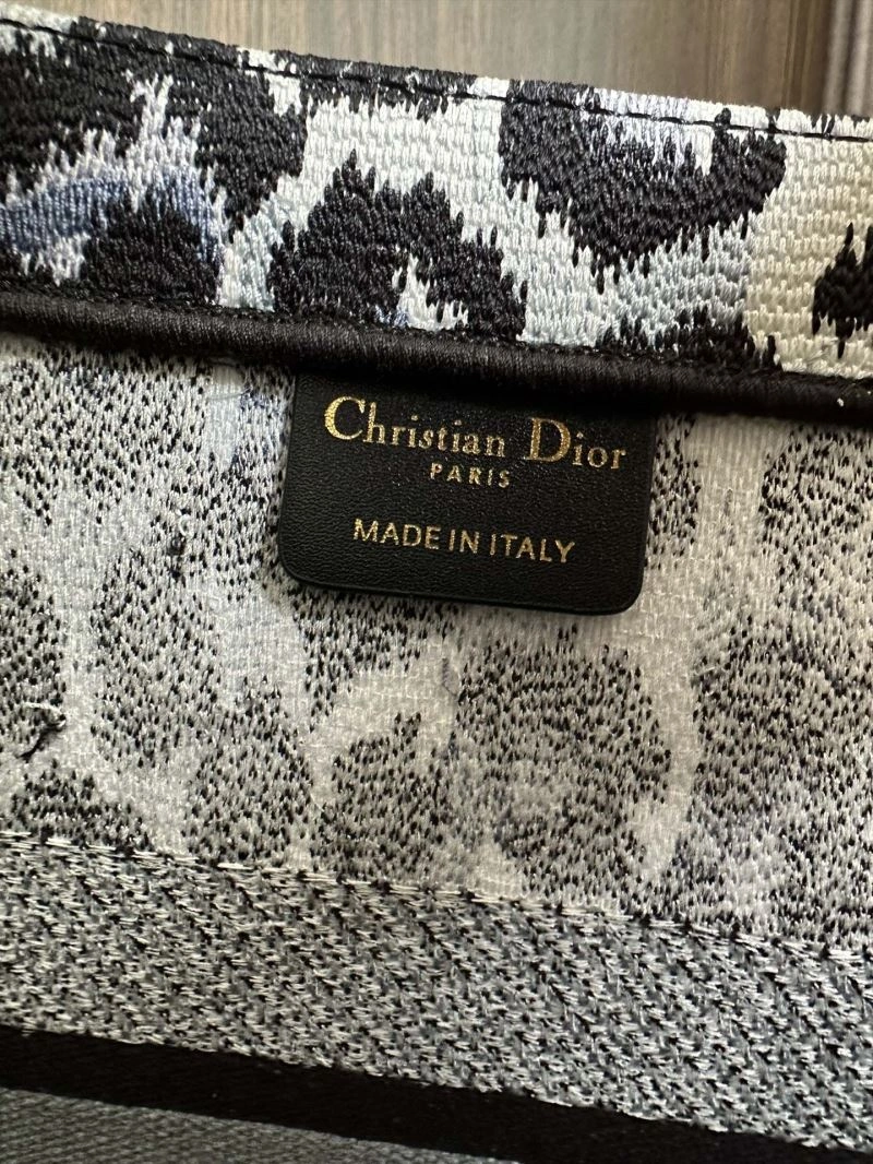 Christian Dior Shopping Bags UrbanChic 73902