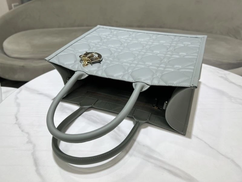 UrbanStyle Christian Dior Shopping Bags 73886