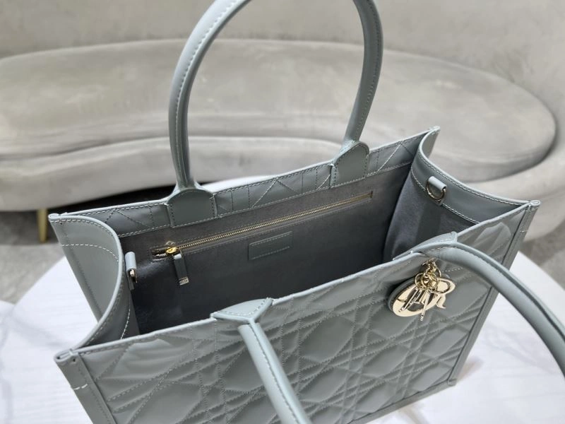 UrbanStyle Christian Dior Shopping Bags 73886