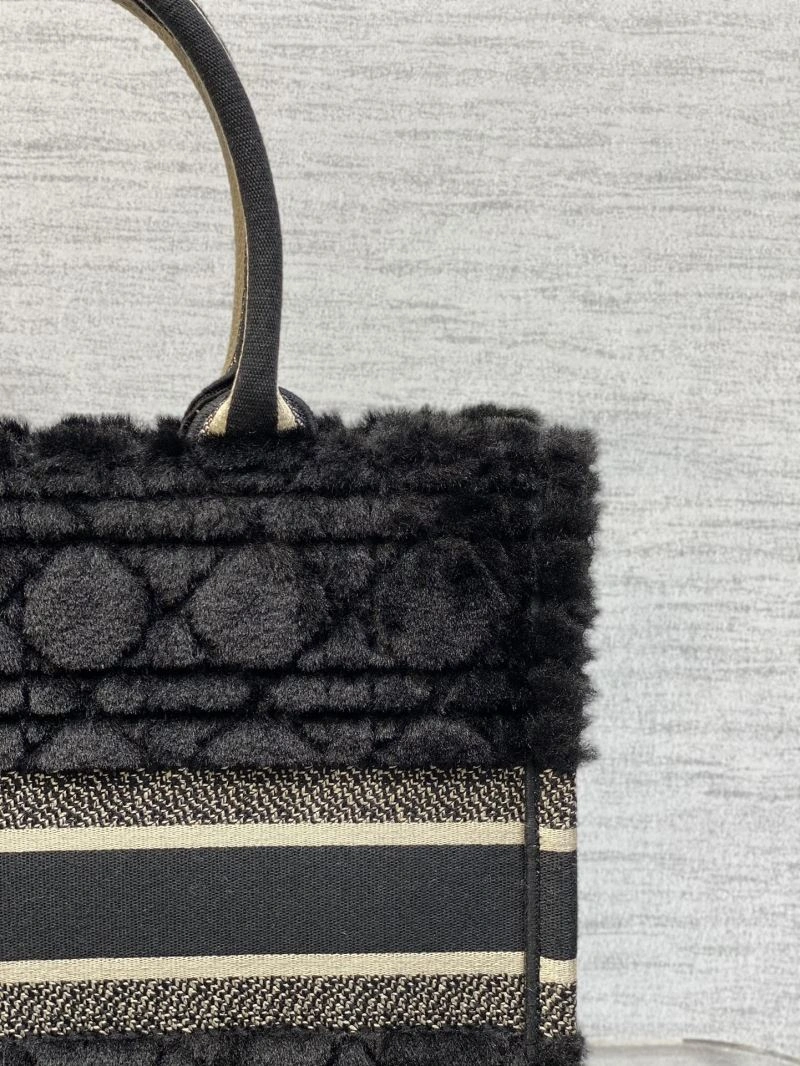 Fashionable Christian Dior Shopping Bags 73929