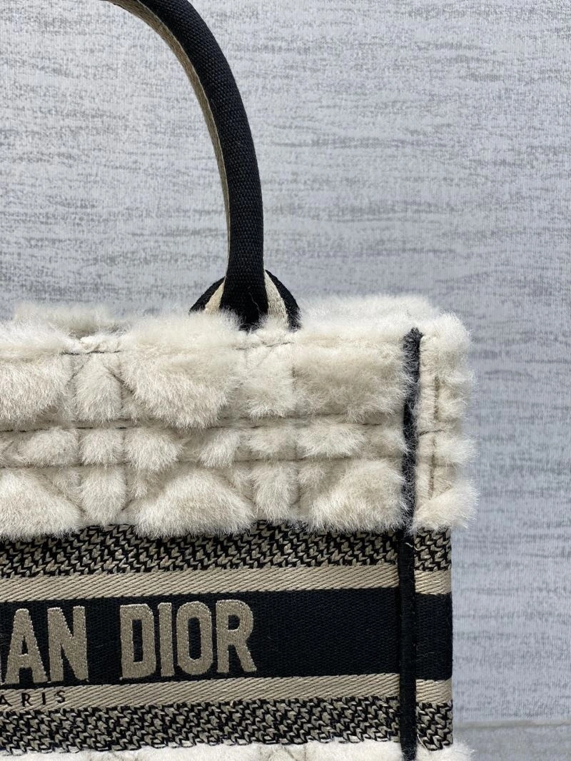 WrinkleFree Christian Dior Shopping Bags 73917