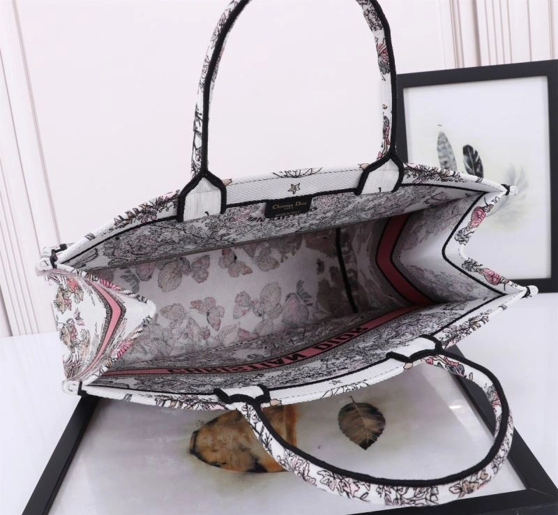SmoothTexture Christian Dior Shopping Bags 73862