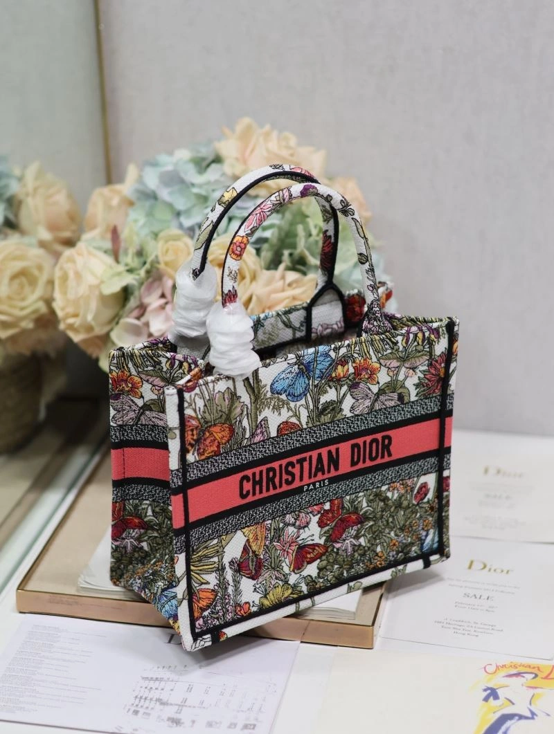 Sporty Christian Dior Shopping Bags 73848