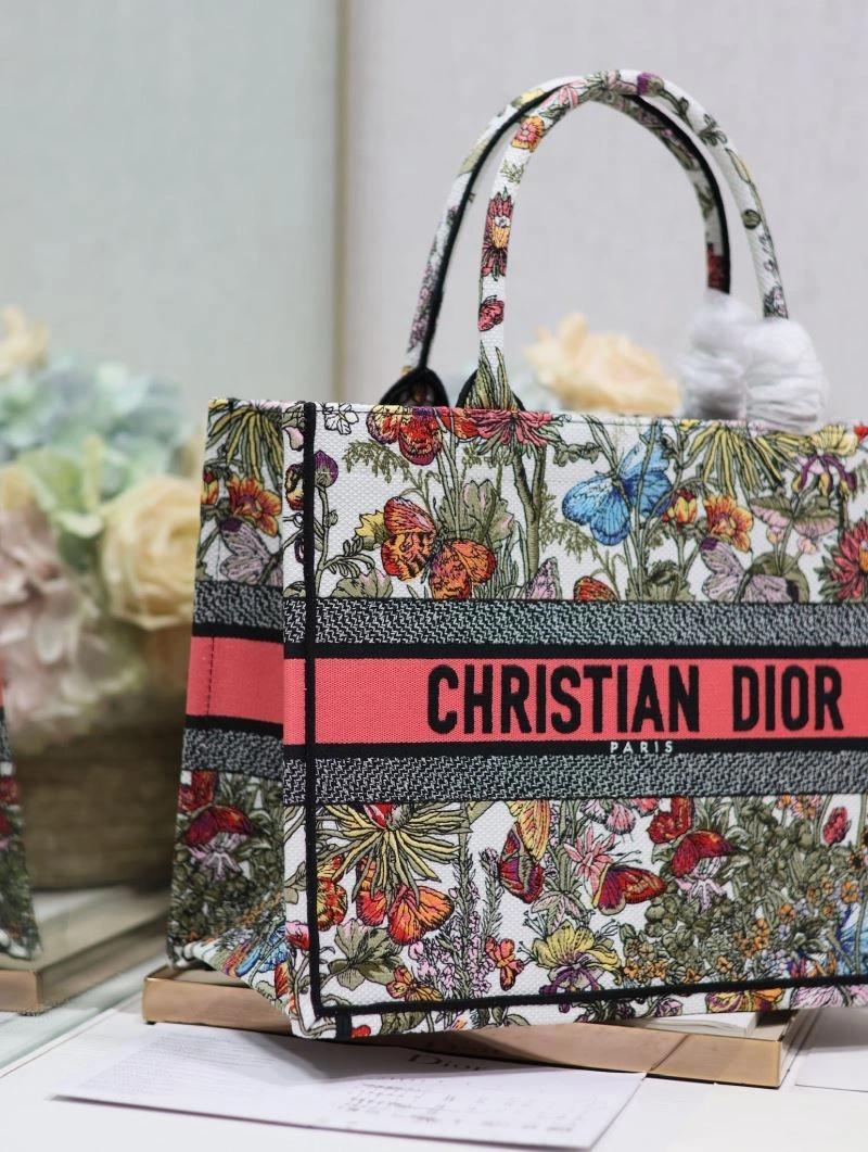 Lightweight Christian Dior Shopping Bags 73856