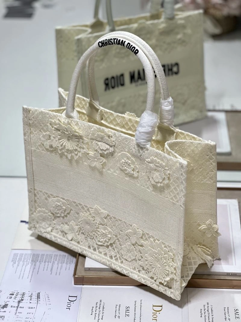 Sporty Christian Dior Shopping Bags 73841