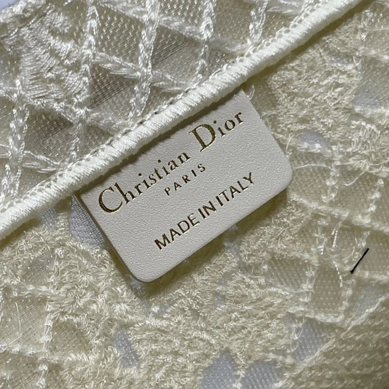 Sporty Christian Dior Shopping Bags 73841