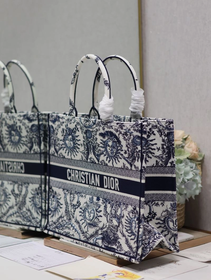 Neat Christian Dior Shopping Bags 73883