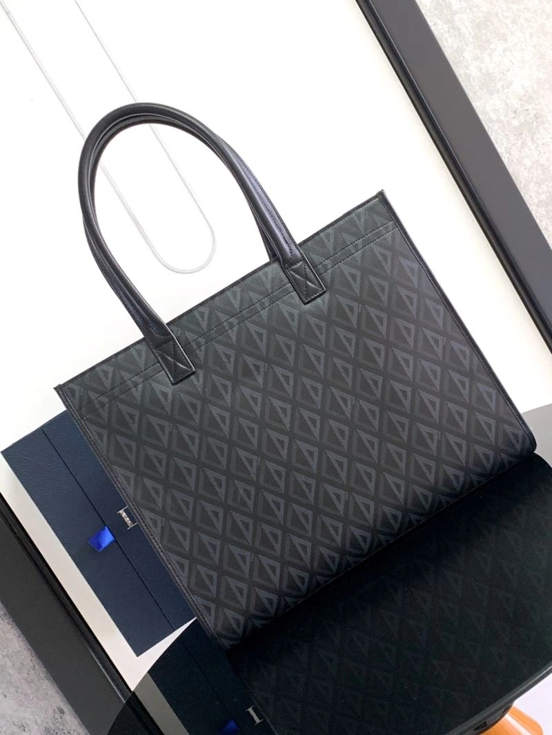 Timeless Christian Dior Shopping Bags 73837