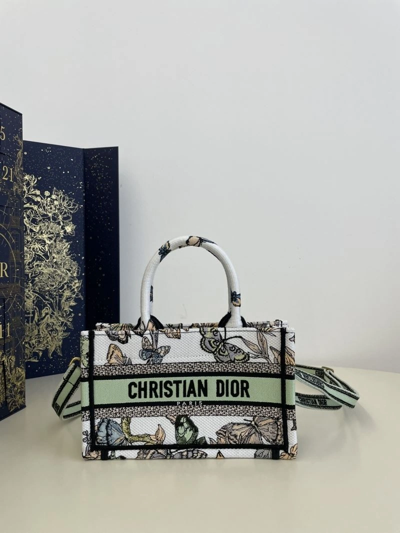 Christian Dior Shopping Bags Functional 70569