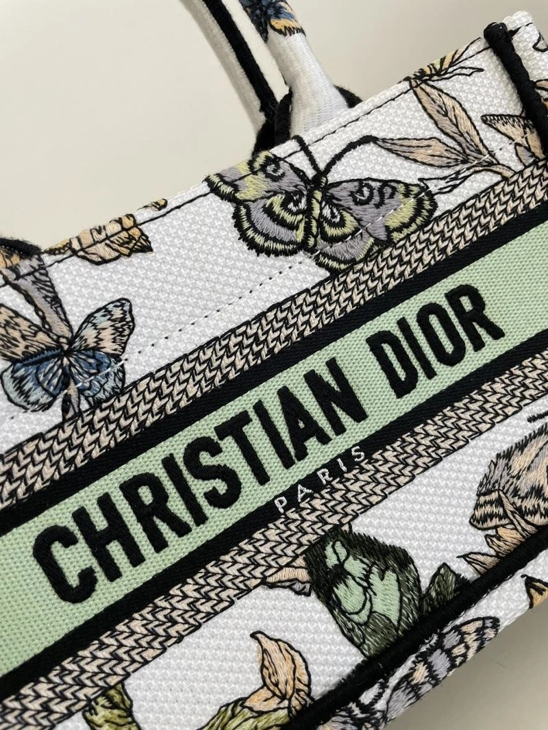 Christian Dior Shopping Bags Functional 70569
