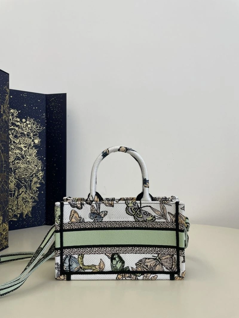 Christian Dior Shopping Bags Functional 70569