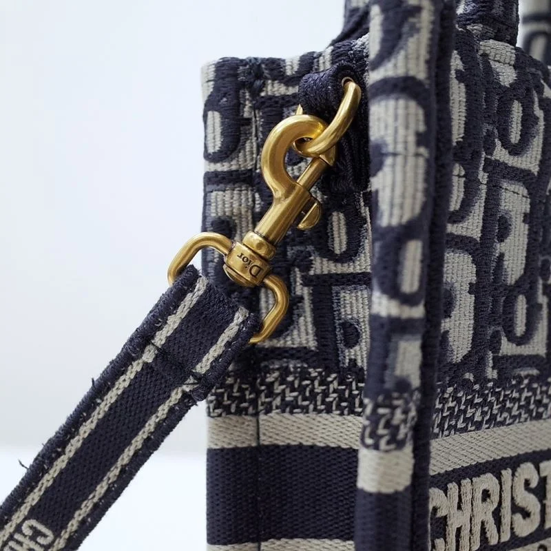 Christian Dior Shopping Bags Premium 37700