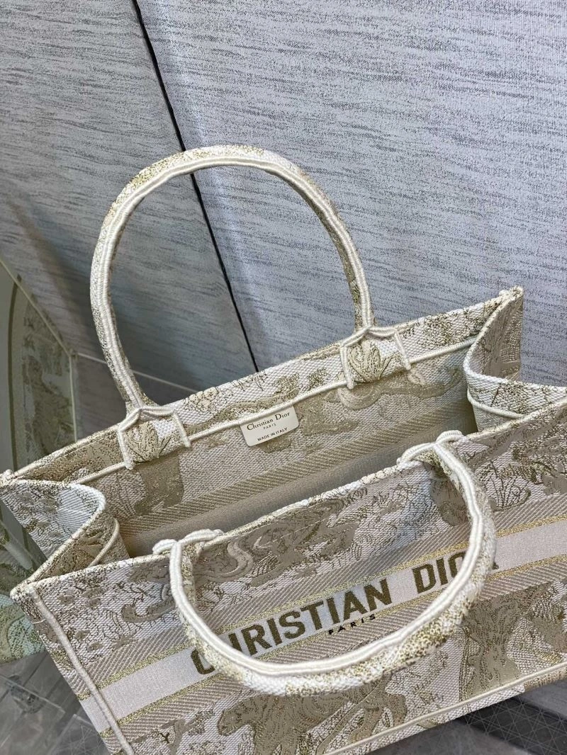 Christian Dior Shopping Bags Lightweight 70520