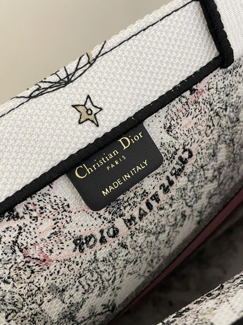 Christian Dior Shopping Bags Stylish 70559