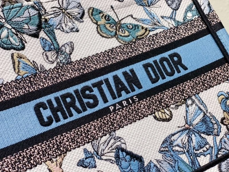 WeatherProof Christian Dior Shopping Bags 70514