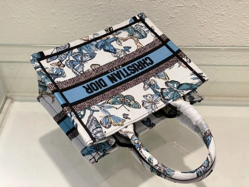 WeatherProof Christian Dior Shopping Bags 70514