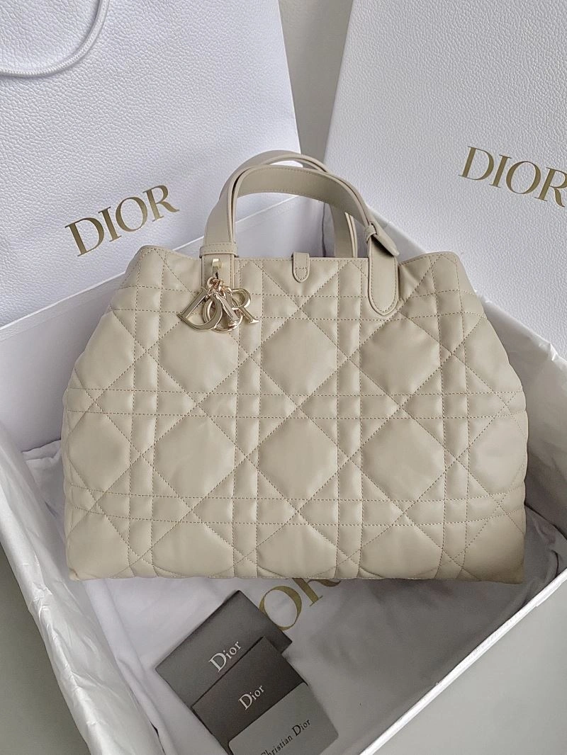 SmoothTexture Christian Dior Shopping Bags 70508