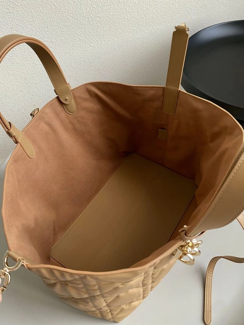 Christian Dior Shopping Bags Attractive 70554