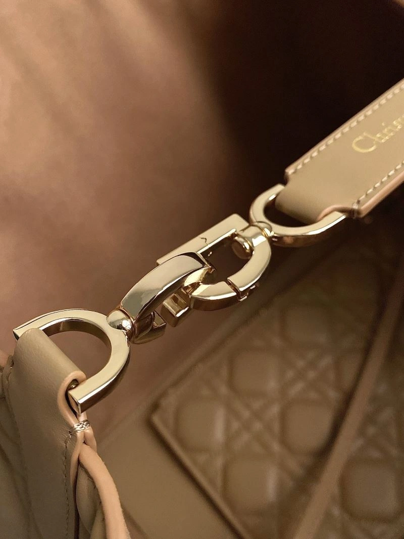 Christian Dior Shopping Bags Attractive 70554