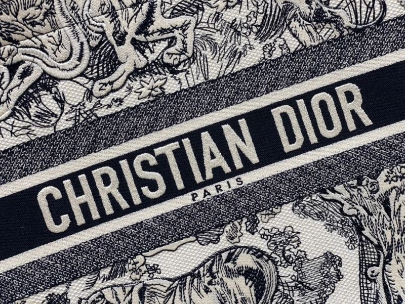 Sustainable Christian Dior Shopping Bags 70507