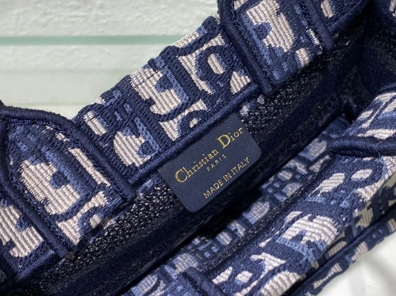 Versatile Christian Dior Shopping Bags 70499