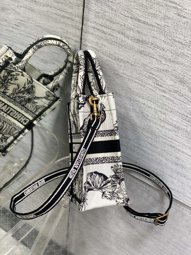 Christian Dior Shopping Bags GoodFit 70578