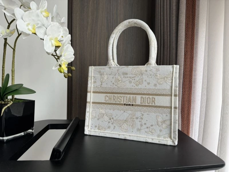Christian Dior Shopping Bags FreshLook 70583