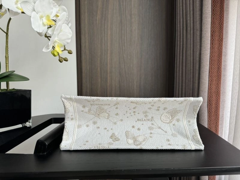 Christian Dior Shopping Bags FreshLook 70583