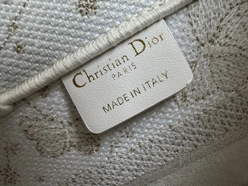 Christian Dior Shopping Bags FreshLook 70583