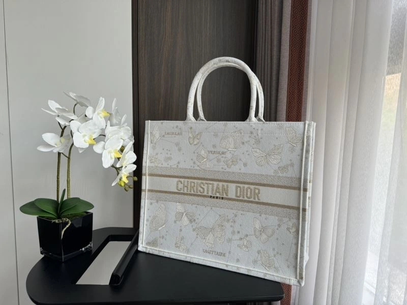 Christian Dior Shopping Bags Sophisticated 70498