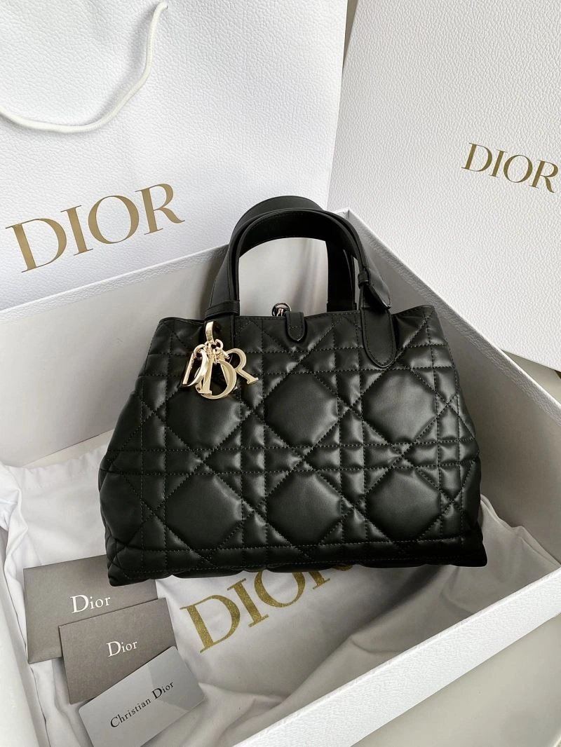 Neat Christian Dior Shopping Bags 70489