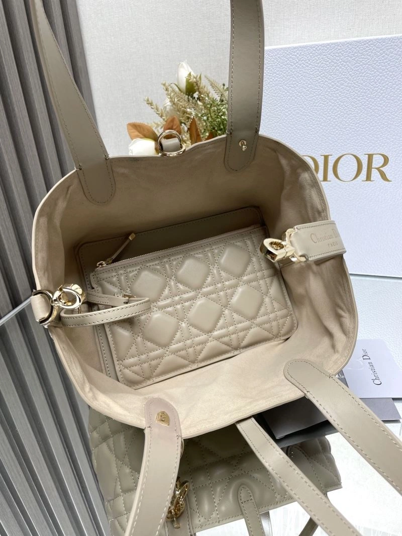 Contemporary Christian Dior Shopping Bags 70480