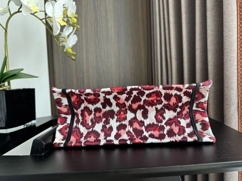 Elegant Christian Dior Shopping Bags 70519