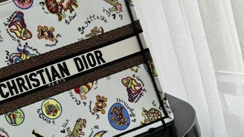 Christian Dior Shopping Bags Versatile 70513