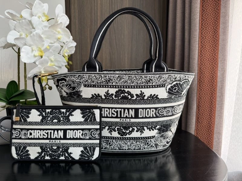 Cozy Christian Dior Shopping Bags 70476