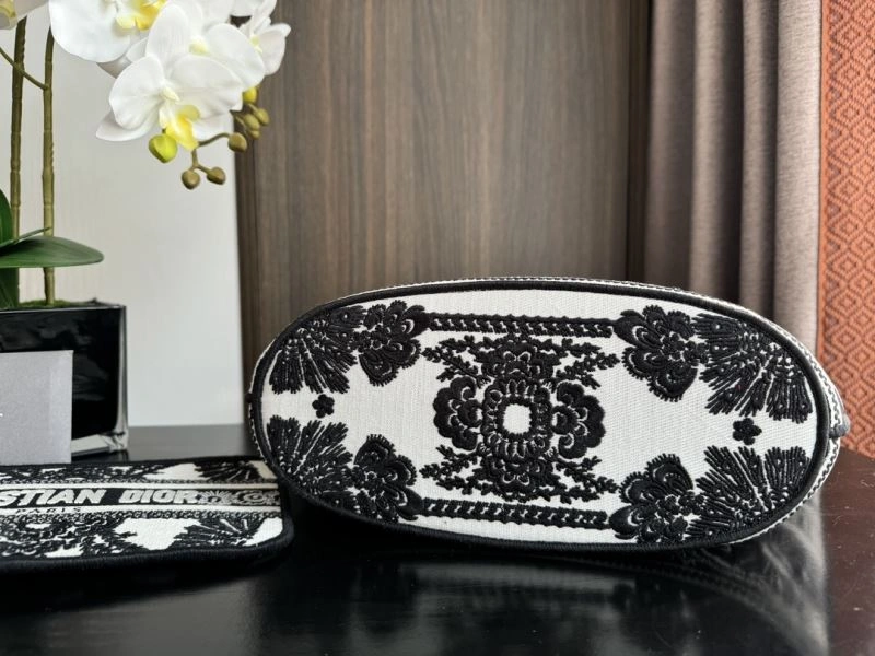 Cozy Christian Dior Shopping Bags 70476