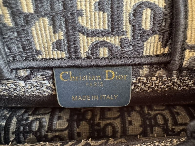 Seasonal Christian Dior Shopping Bags 70450