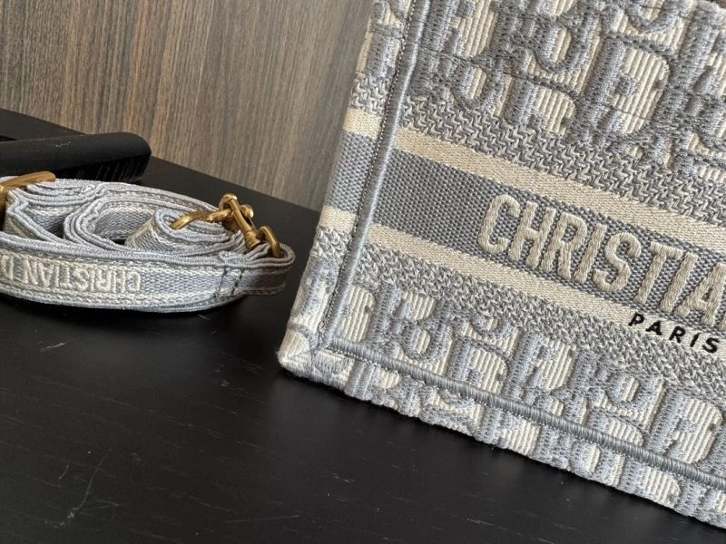 Christian Dior Shopping Bags Versatile 70448