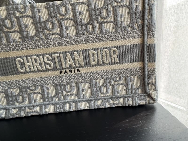 Christian Dior Shopping Bags Versatile 70448