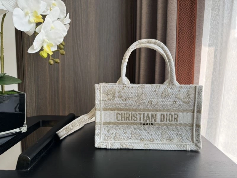 Christian Dior Shopping Bags WrinkleFree 70452