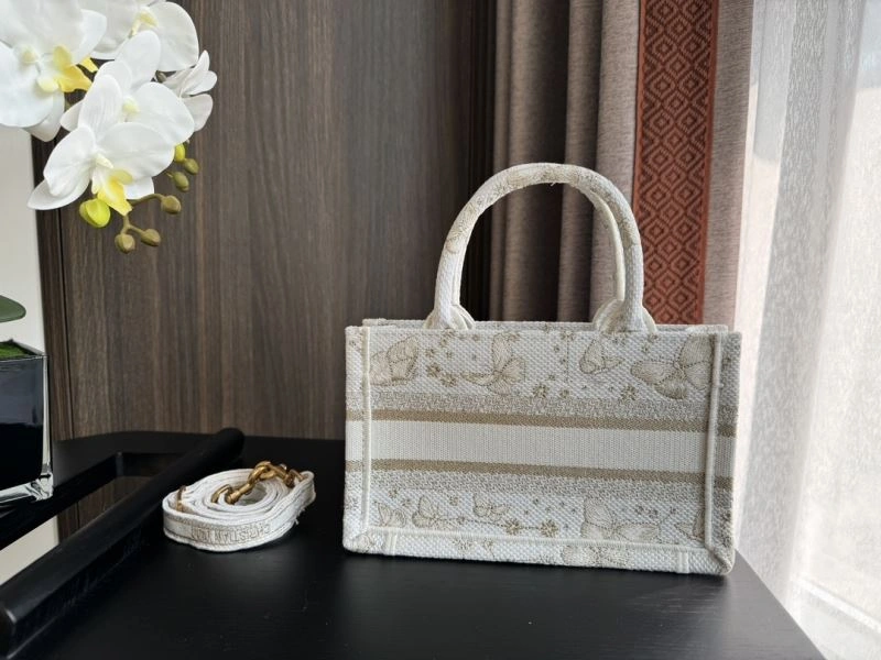 Christian Dior Shopping Bags WrinkleFree 70452