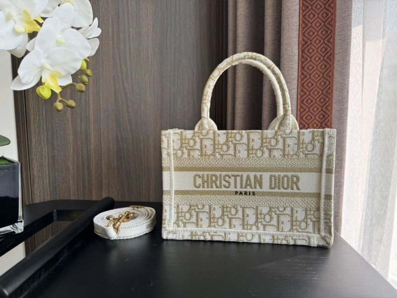 Christian Dior Shopping Bags Cozy 70493