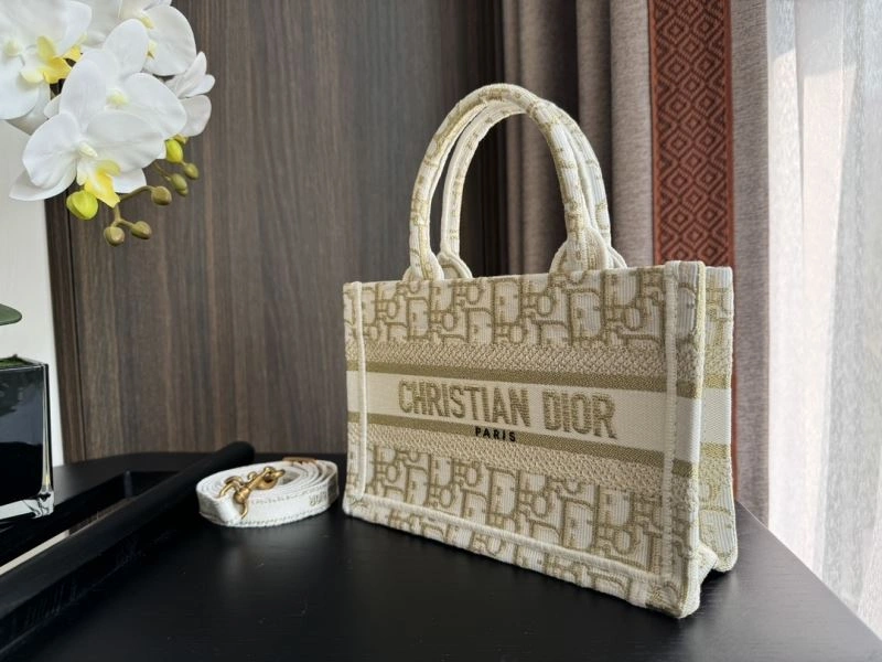 Christian Dior Shopping Bags Cozy 70493