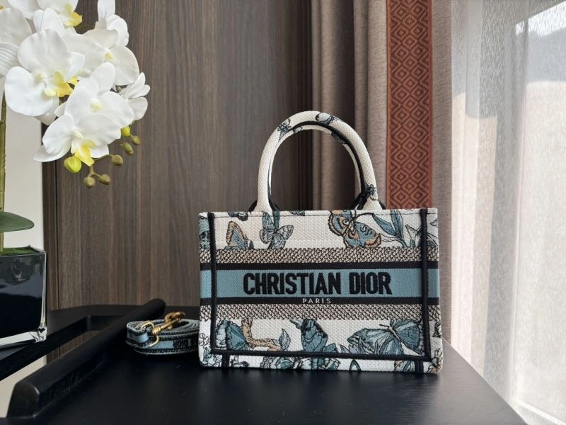 Christian Dior Shopping Bags ModernLook 70451
