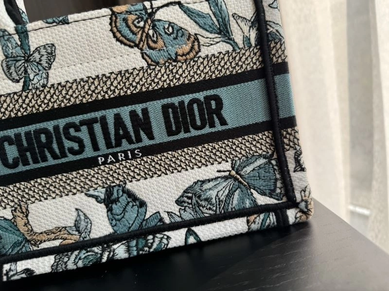 Christian Dior Shopping Bags ModernLook 70451