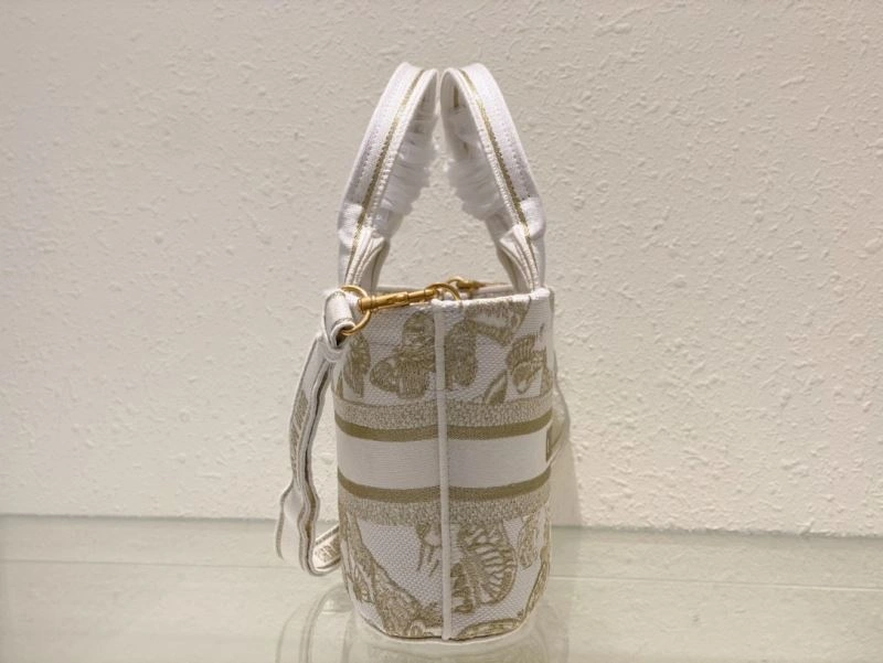 Christian Dior Shopping Bags FreshLook 70447